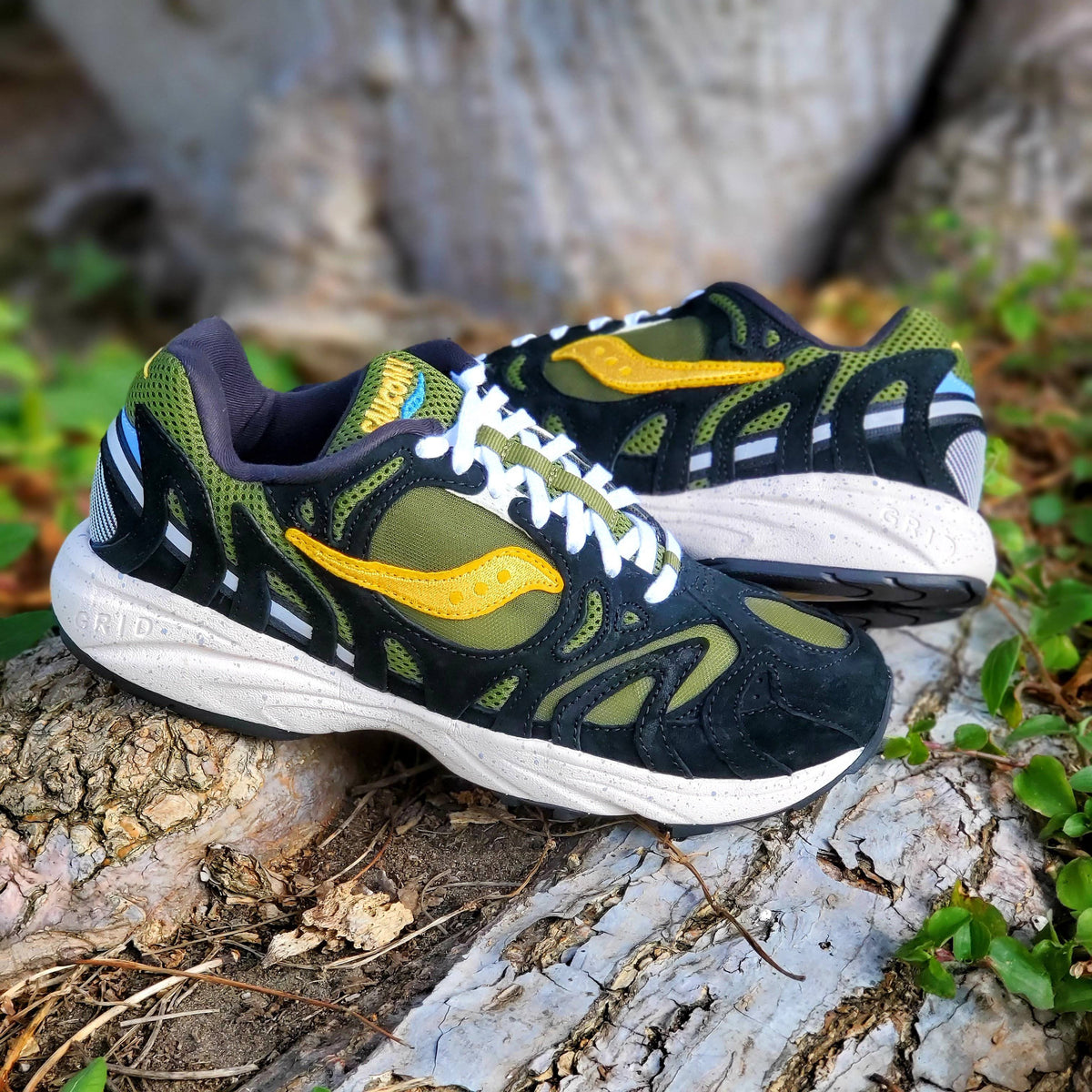 Black/Yellow Saucony Sneakers O2162