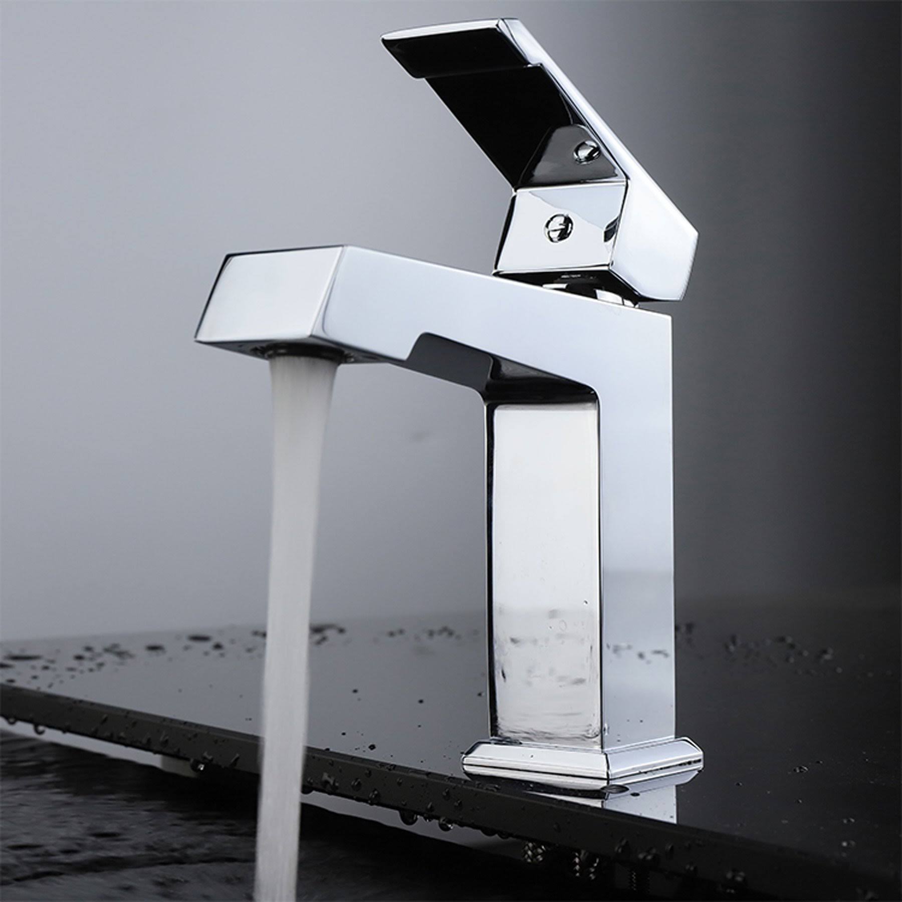 Chrome Brass Single Hole Bathroom Faucet P611