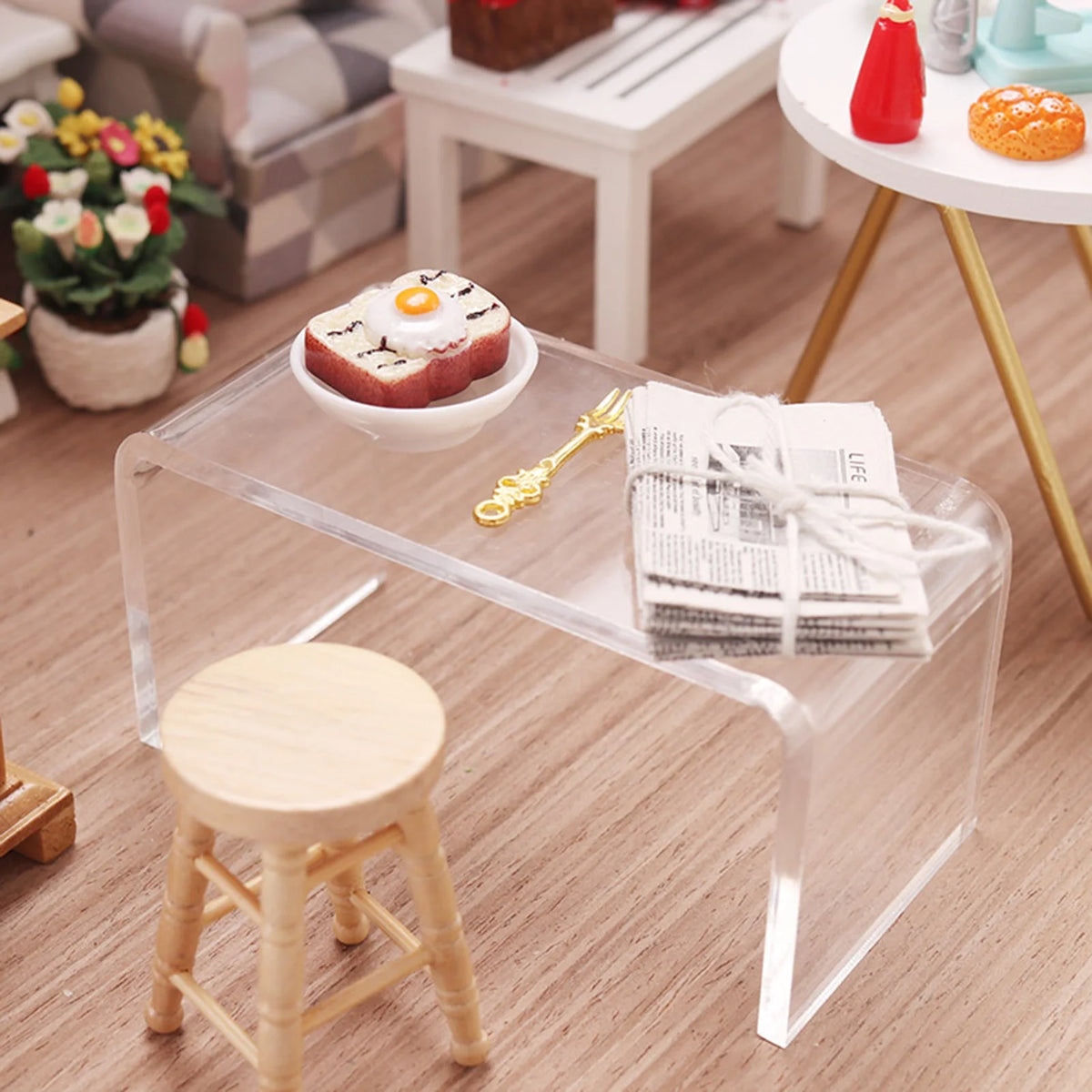 Dollhouse Table for Children A997147