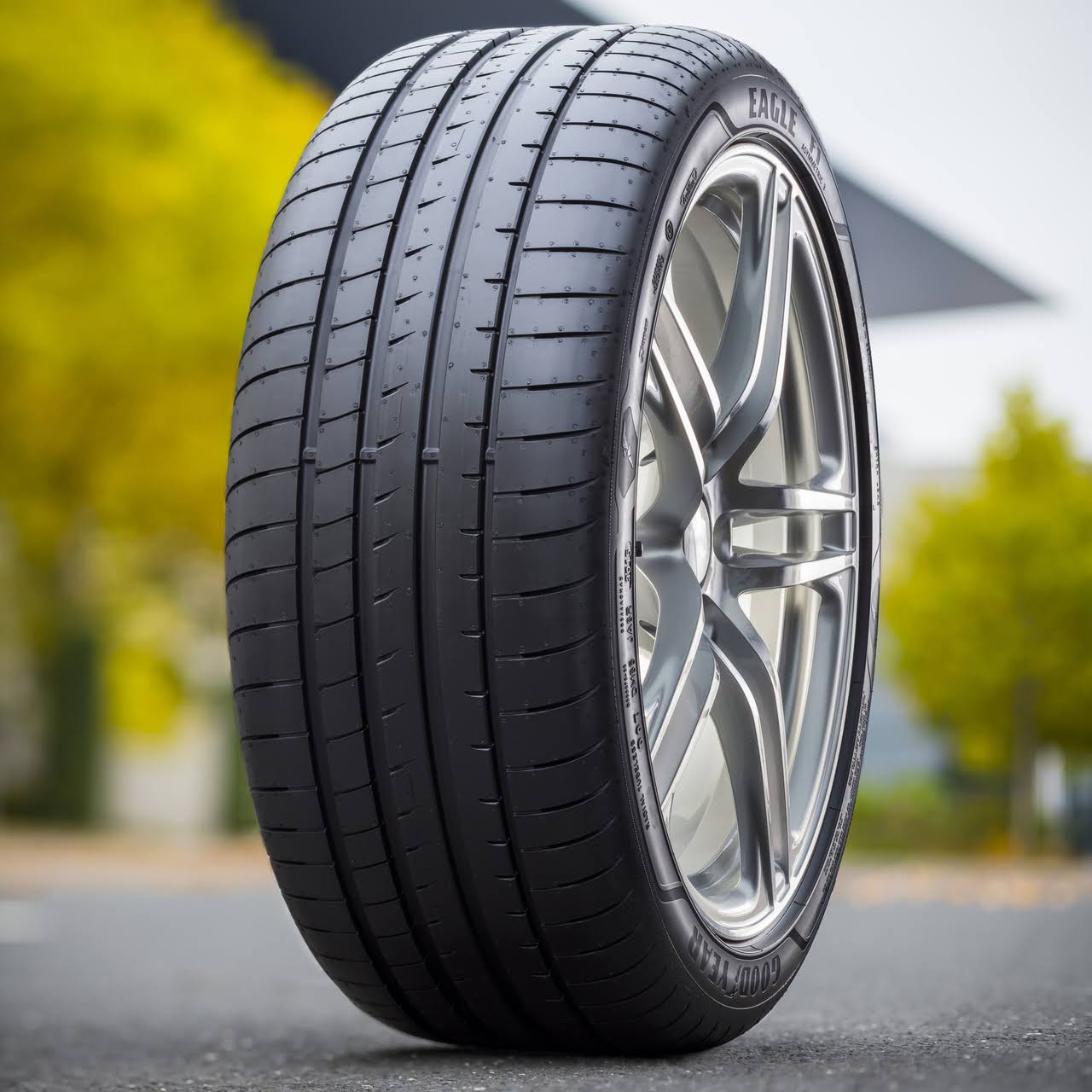 285/35R22 W Tire K214