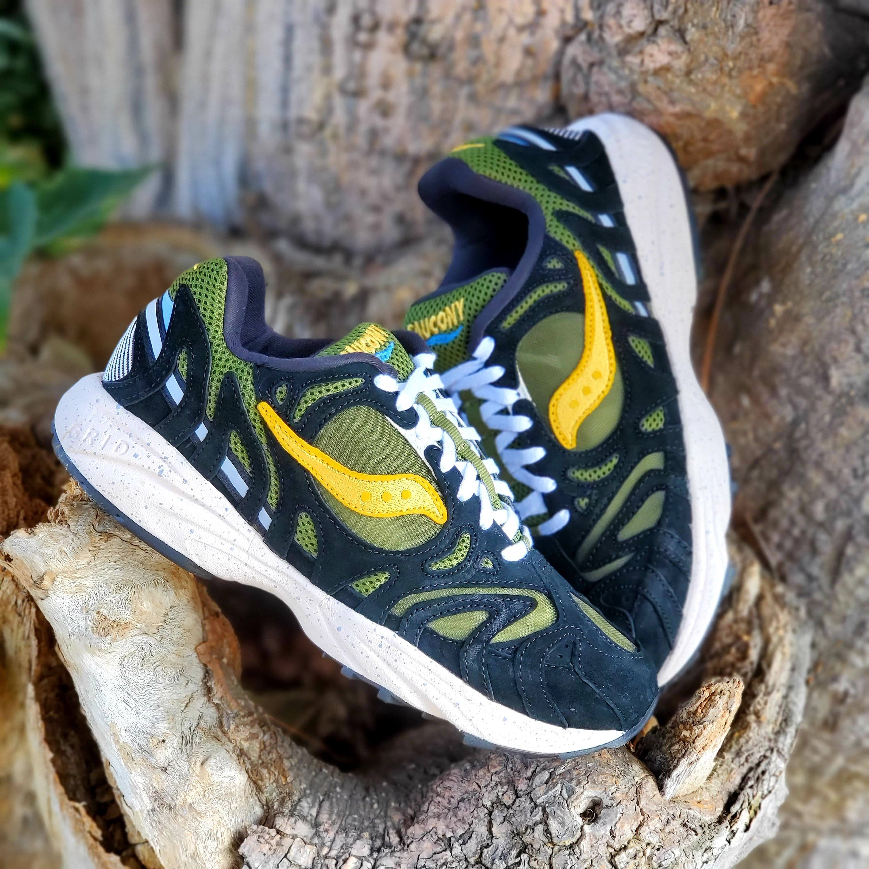 Black/Yellow Saucony Sneakers O2162