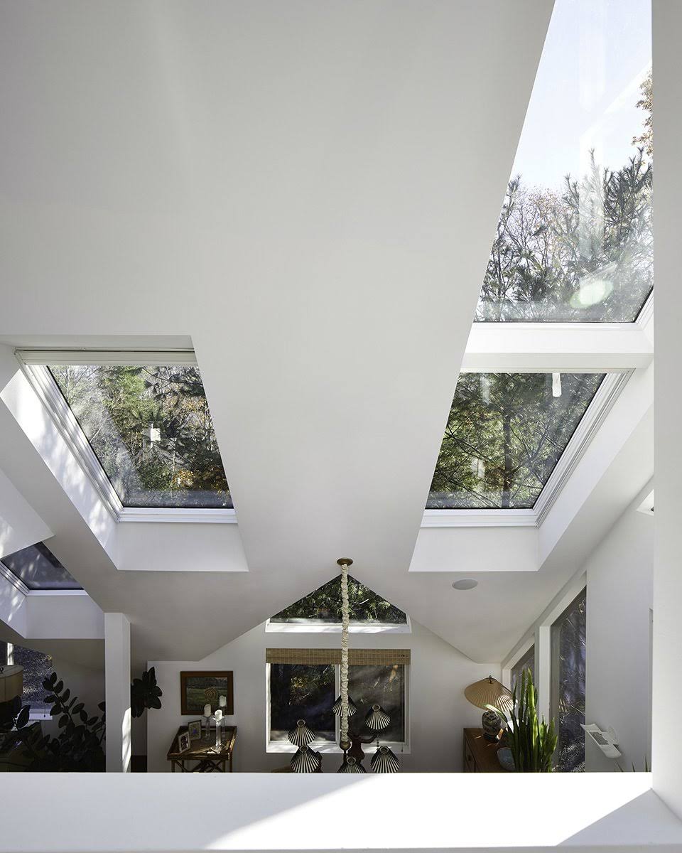Fixed Curb Mounted Skylight F434