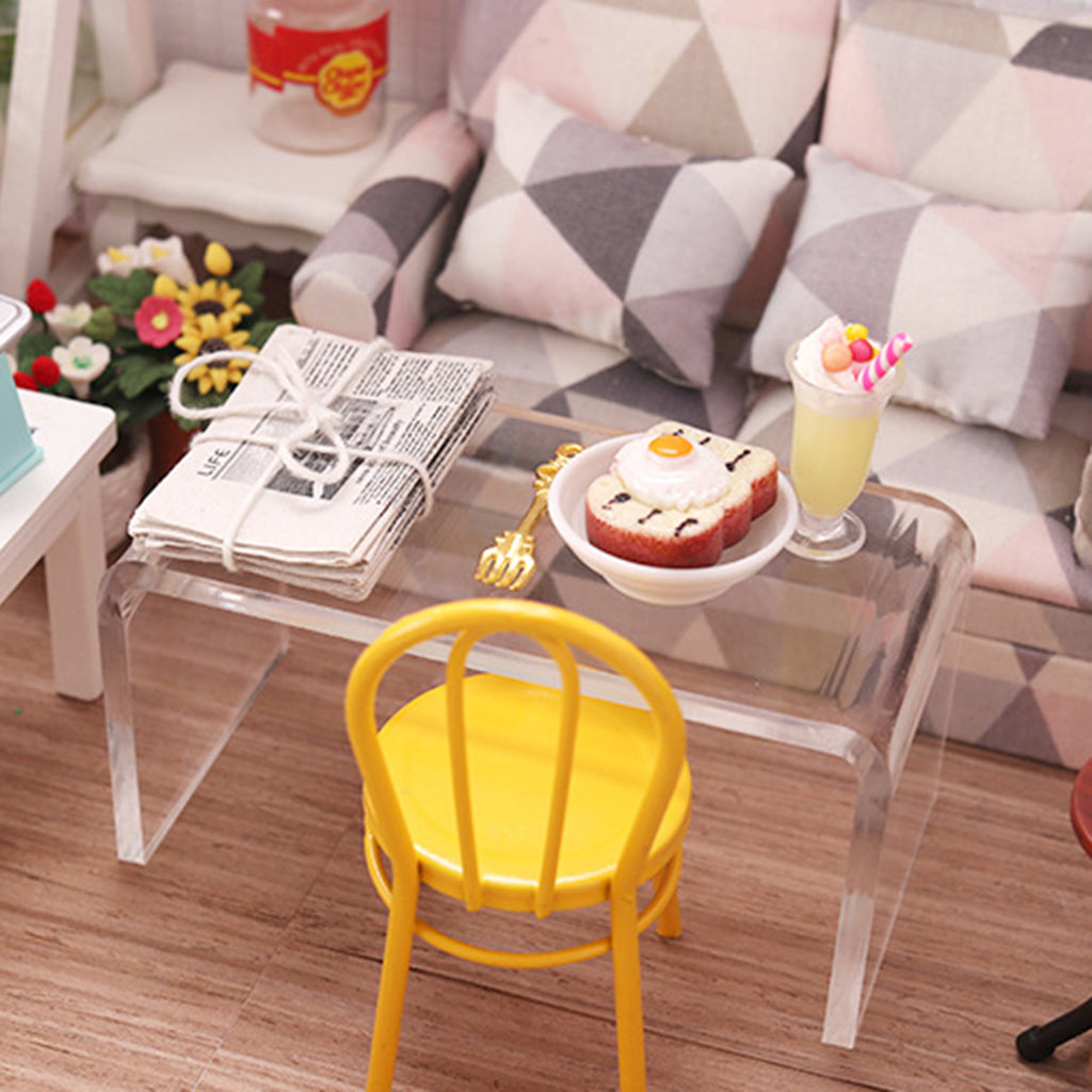 Dollhouse Table for Children A997147