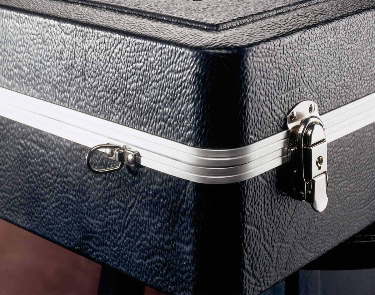 Deluxe Molded Clarinet Case V55683
