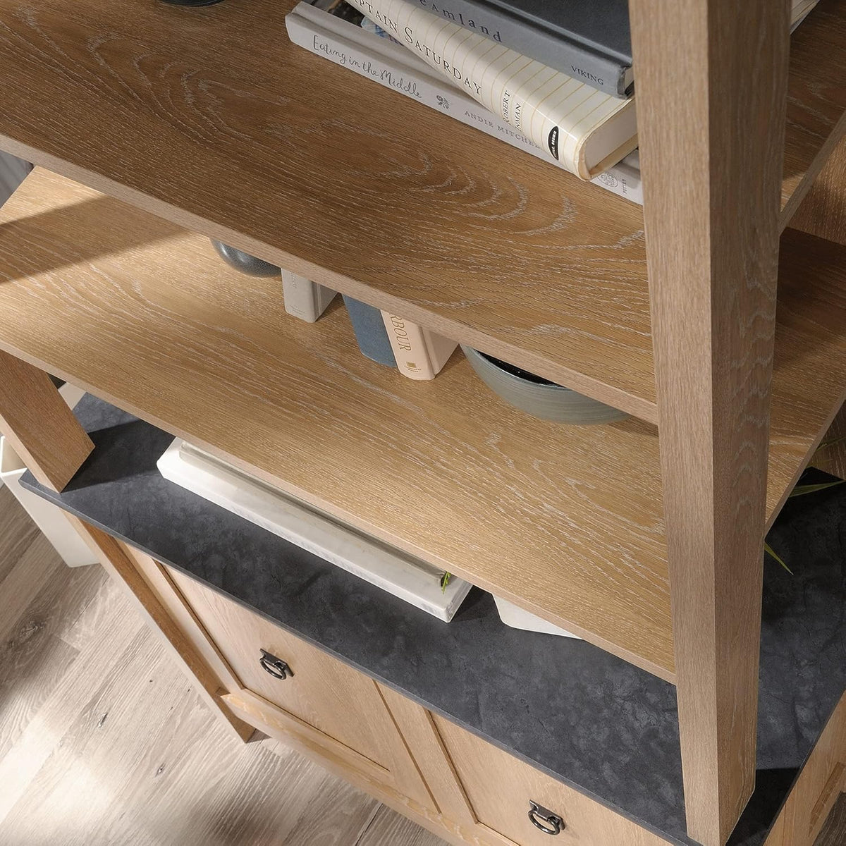 Bookcase E481531