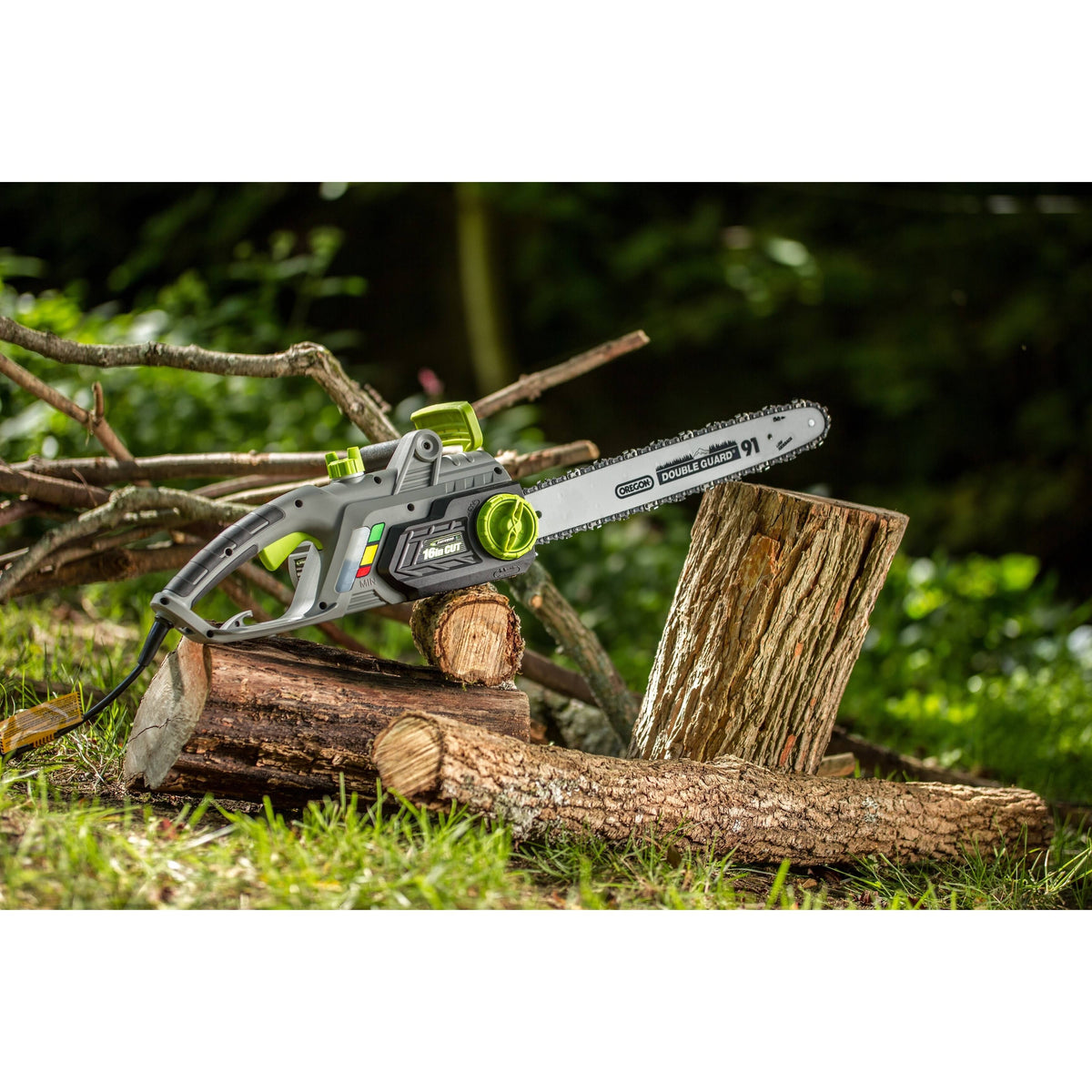 16-Inch 12-Amp Corded Electric Chain Saw Y2906