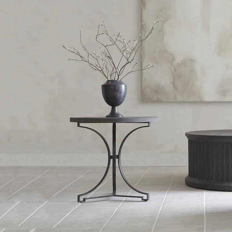 Round Metal Side Table O385288