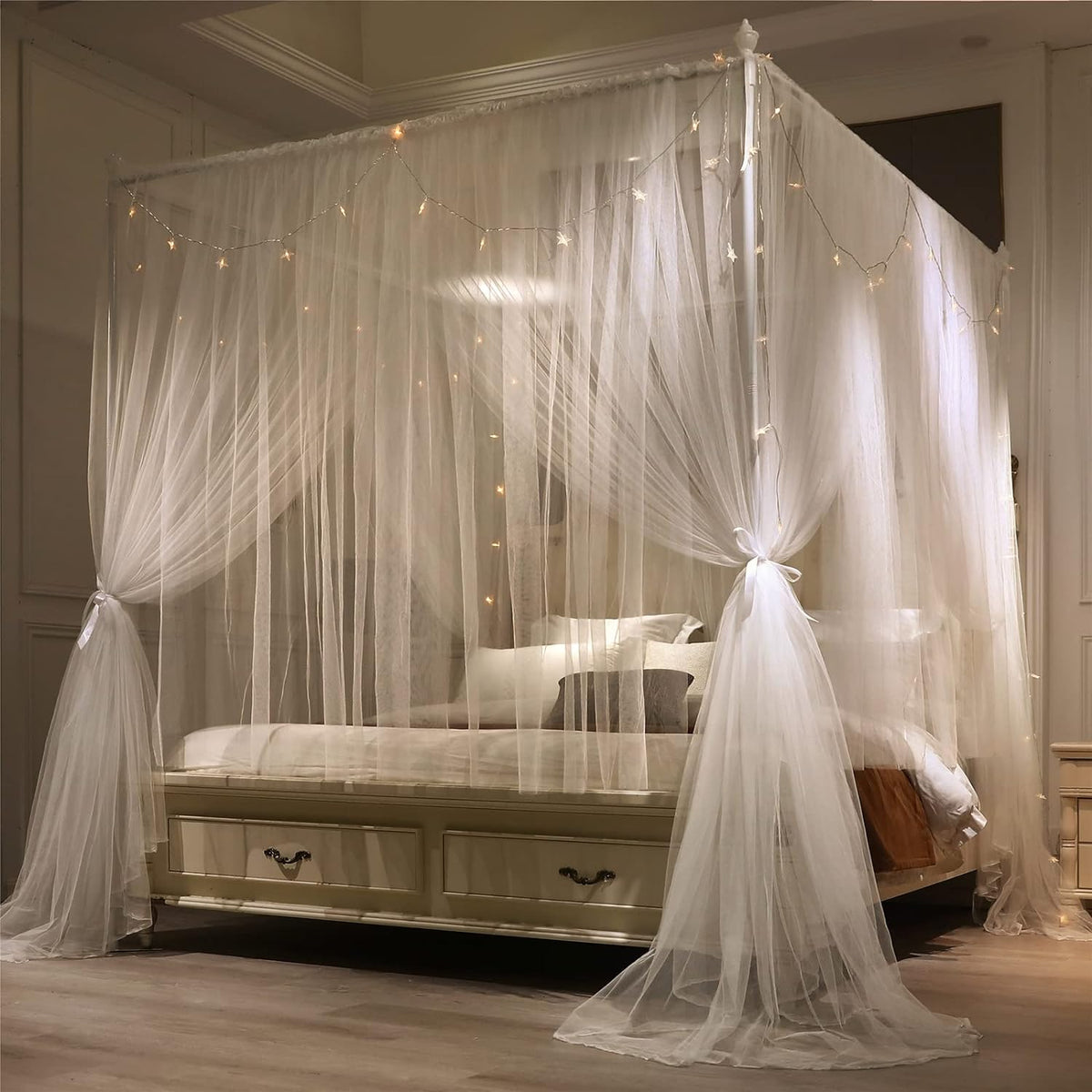Double White Queen Size 4 Post Bed Canopy Mosquito Net K32742
