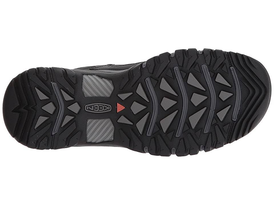Waterproof Hiking Shoes P140057
