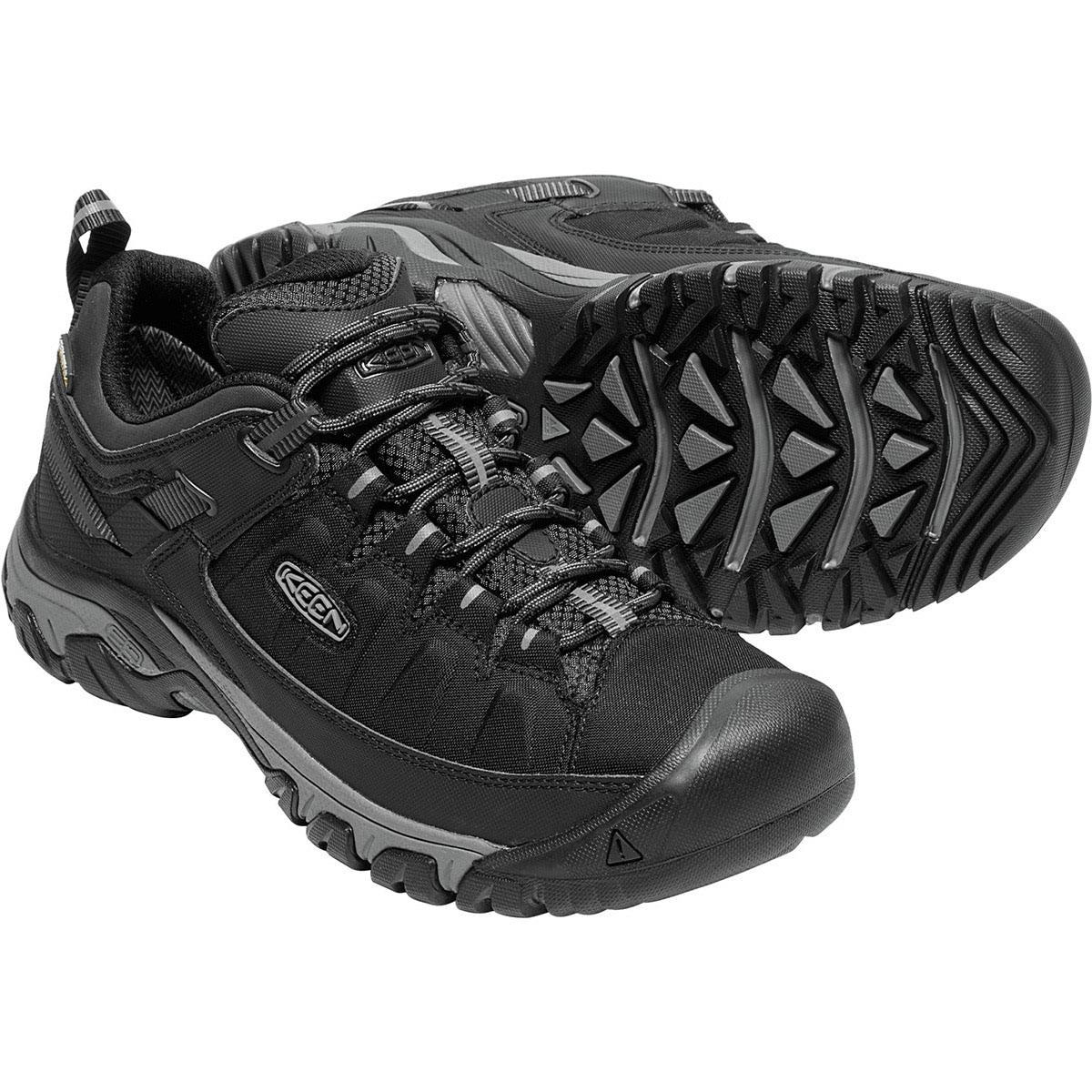 Waterproof Hiking Shoes P140057
