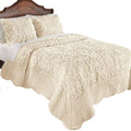 Ivory Faux Fur Plush Quilt Bedding with Scalloped Edges O26351