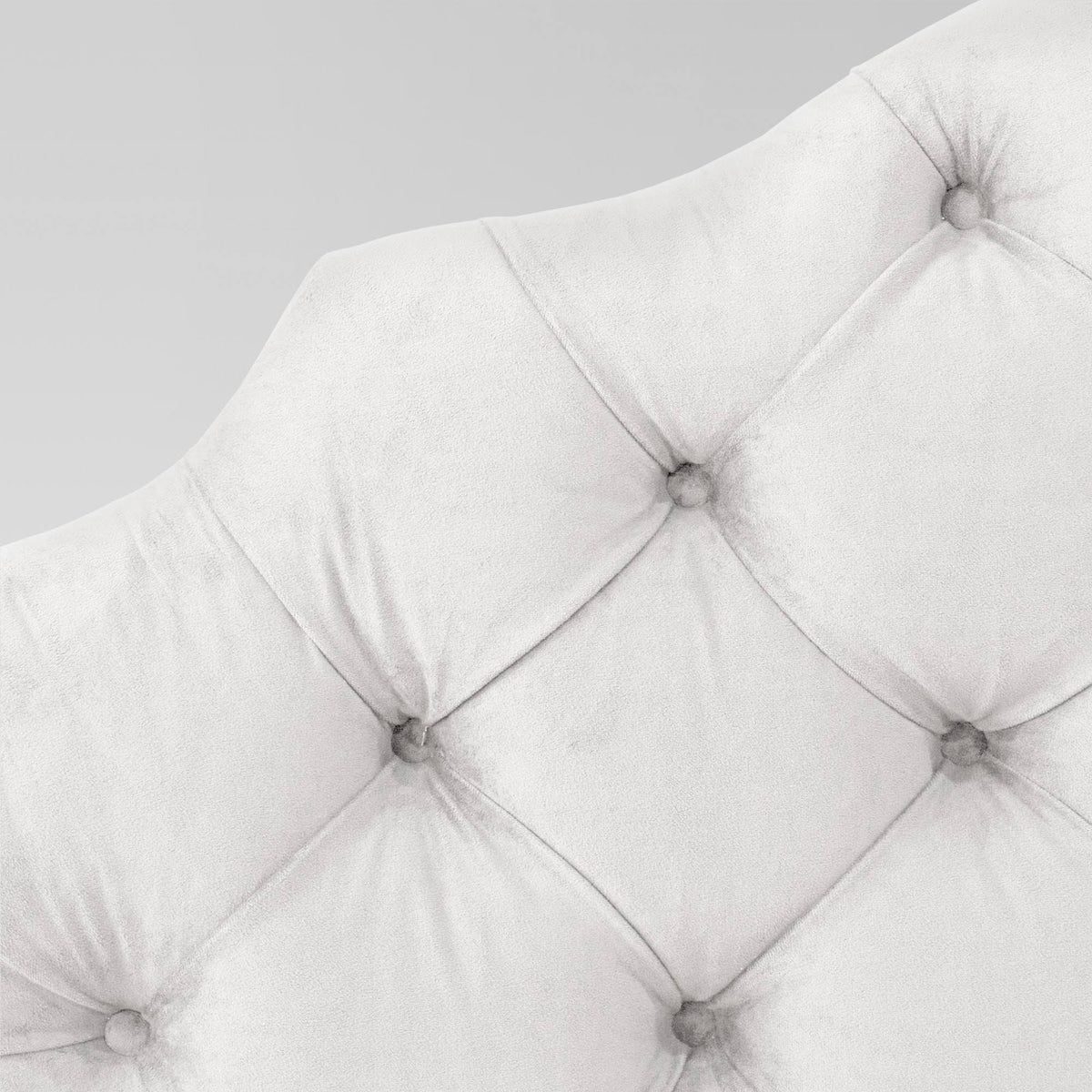 Queen Tufted Velvet White Bed B493
